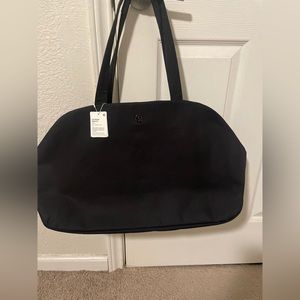 Lululemon go getter bag
